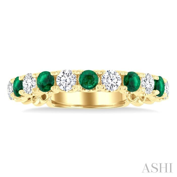 2.85 MM Emerald and 1/2 Ctw Round Cut Diamond Precious Wedding Band in 14K Yellow Gold