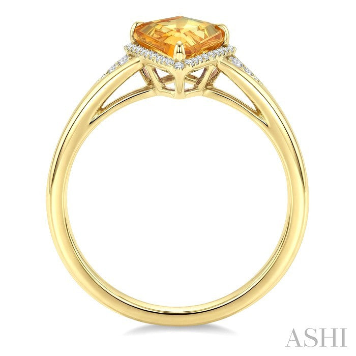 16X7 MM Kite Shape Citrine and 1/6 Ctw Round Cut Diamond Semi-Precious Ring in 10K Yellow Gold