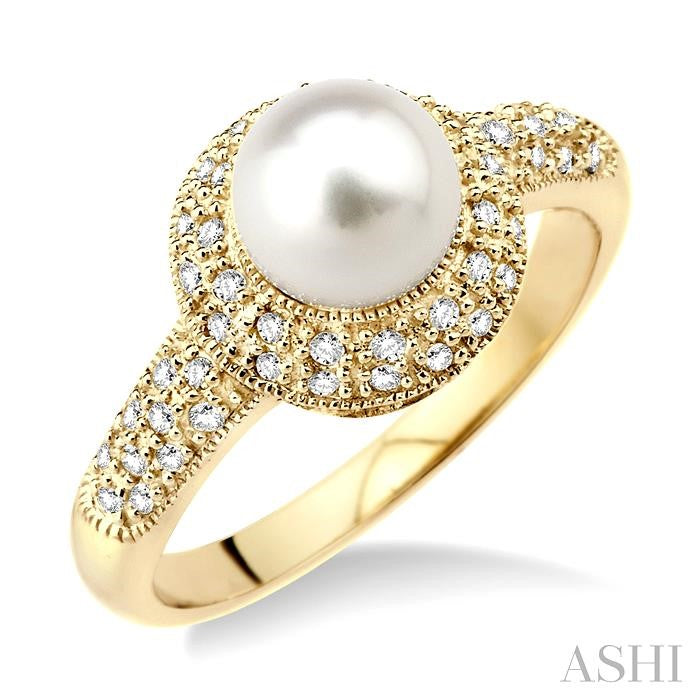 6.5 MM Cultured Pearl and 1/4 Ctw Round Cut Diamond Ring in 14K Yellow Gold