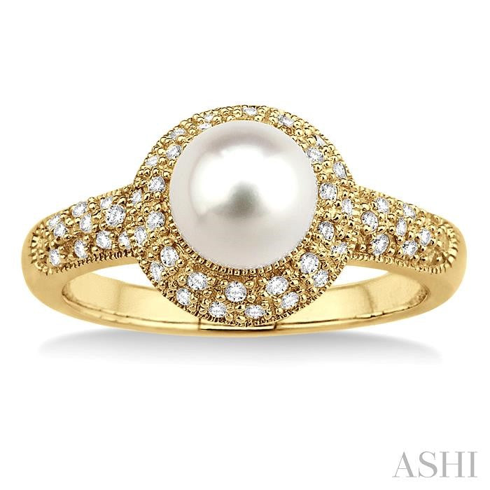 6.5 MM Cultured Pearl and 1/4 Ctw Round Cut Diamond Ring in 14K Yellow Gold
