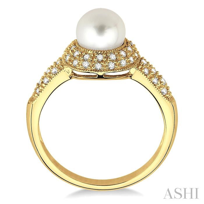 6.5 MM Cultured Pearl and 1/4 Ctw Round Cut Diamond Ring in 14K Yellow Gold