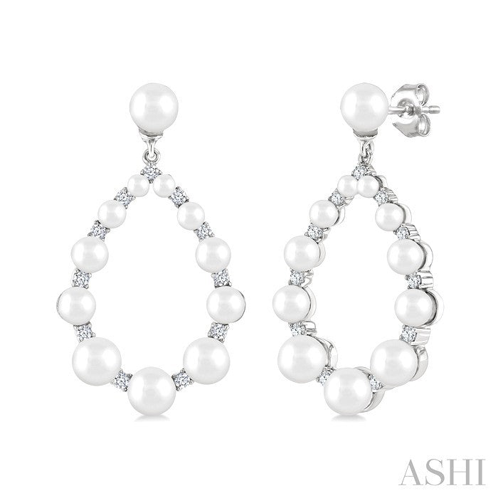 2 MM-4.5 MM Drop Tear Round Shape Cultured Pearls and 1/4 Ctw Round Cut Diamond Fashion Earring in 14K White Gold