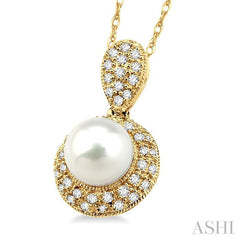 6.5 MM Cultured Pearl and 1/4 Ctw Round Cut Diamond Pendant in 10K Yellow Gold with Chain