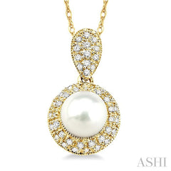 6.5 MM Cultured Pearl and 1/4 Ctw Round Cut Diamond Pendant in 10K Yellow Gold with Chain