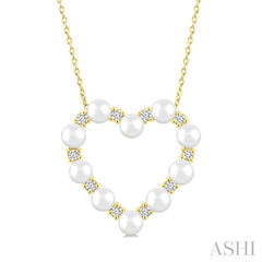 4 MM Round Shape Cultured Pearl and 1/3 Ctw Round Cut Diamond Heart Shape Pendant With Chain in 14K Yellow Gold