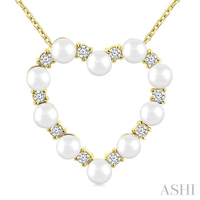 3 MM Round Shape Cultured Pearl and 1/5 Ctw Heart Shape Round Cut Diamond Pendant With Chain in 14K Yellow Gold