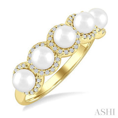 4 MM Round Shape Cultured Pearl and 1/5 Ctw Round Cut Diamond Halo Ring in 14K Yellow Gold