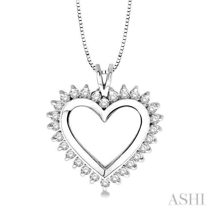 1 Ctw Round Cut Diamond Heart Pendant in 14K White Gold with Chain
