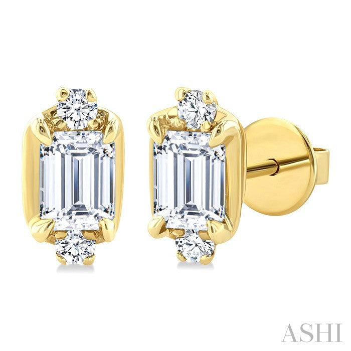 1/3 Ctw Emerald and Round Cut Diamond Fashion Stud Earrings in 14K Yellow Gold