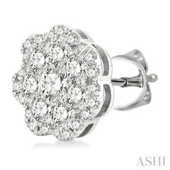 1 Ctw Flower Pattern Round Cut Diamond Fashion Stud Earrings in 14K White Gold