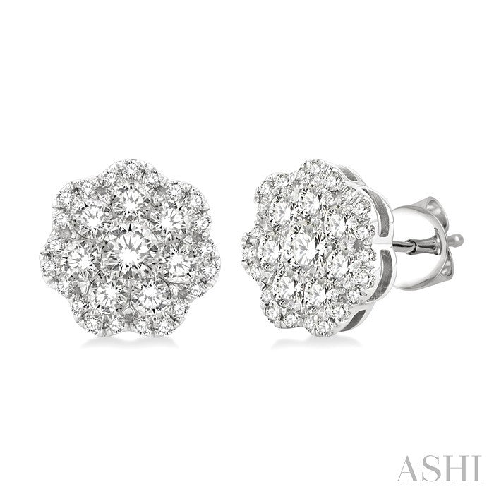 1 Ctw Flower Pattern Round Cut Diamond Fashion Stud Earrings in 14K White Gold