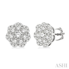 1 Ctw Flower Pattern Round Cut Diamond Fashion Stud Earrings in 14K White Gold