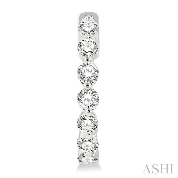 2 Ctw Inside-Out Single Prong Set Round Cut Diamond Hoop Earrings in 14K White Gold