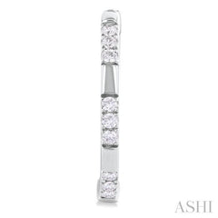 1/4 Ctw Sectioned Round Cut Diamond Fashion Hoop Earring in 14K White Gold