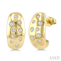1/5 Ctw Flush Set Round Cut Diamond Fashion Mosaic Half Hoop Earrings in 10K Yellow Gold 