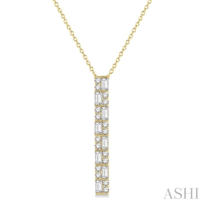 1/2 Ctw Basket Weave Baguette and Round Cut Diamond Pendant With Chain in 14K Yellow Gold
