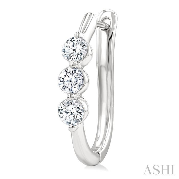 1 Ctw 3-Stone Round Cut Diamond Fashion Hoop Earring in 14K White Gold