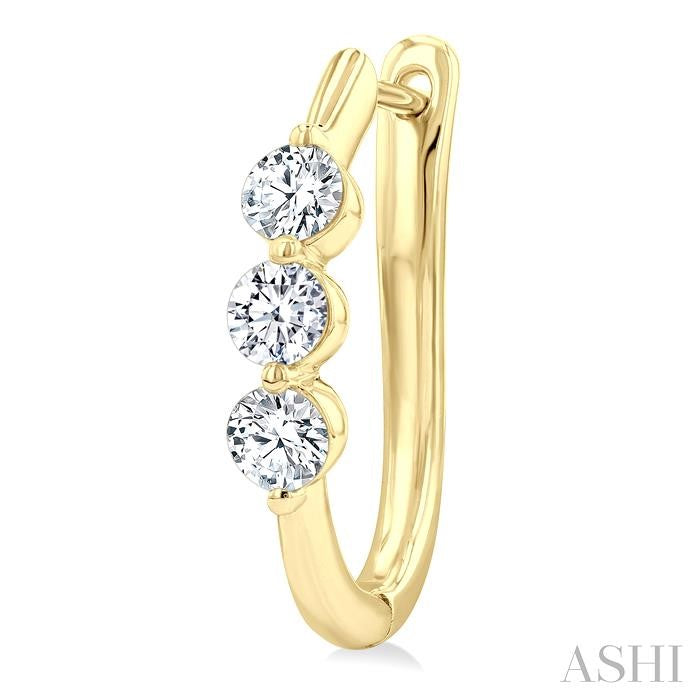 1 Ctw 3-Stone Round Cut Diamond Fashion Hoop Earring in 14K Yellow Gold