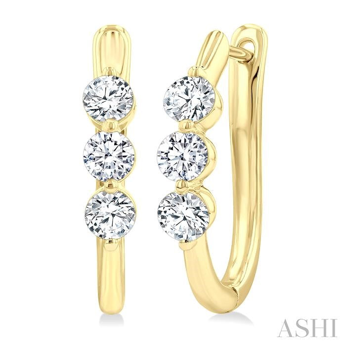 1 Ctw 3-Stone Round Cut Diamond Fashion Hoop Earring in 14K Yellow Gold