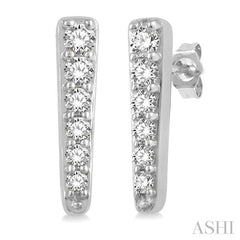 1/5 Ctw Vertical Bar Round Cut Diamond Earring in 14K White Gold