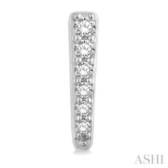 1/5 Ctw Vertical Bar Round Cut Diamond Earring in 14K White Gold