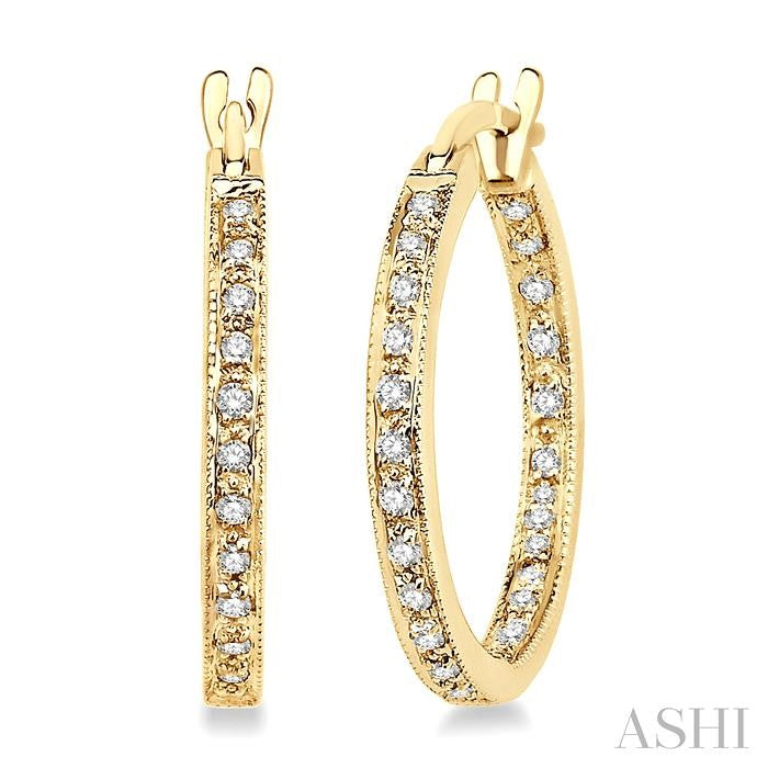 1/4 Ctw Round Cut Diamond Hoop Earrings in 14K Yellow Gold