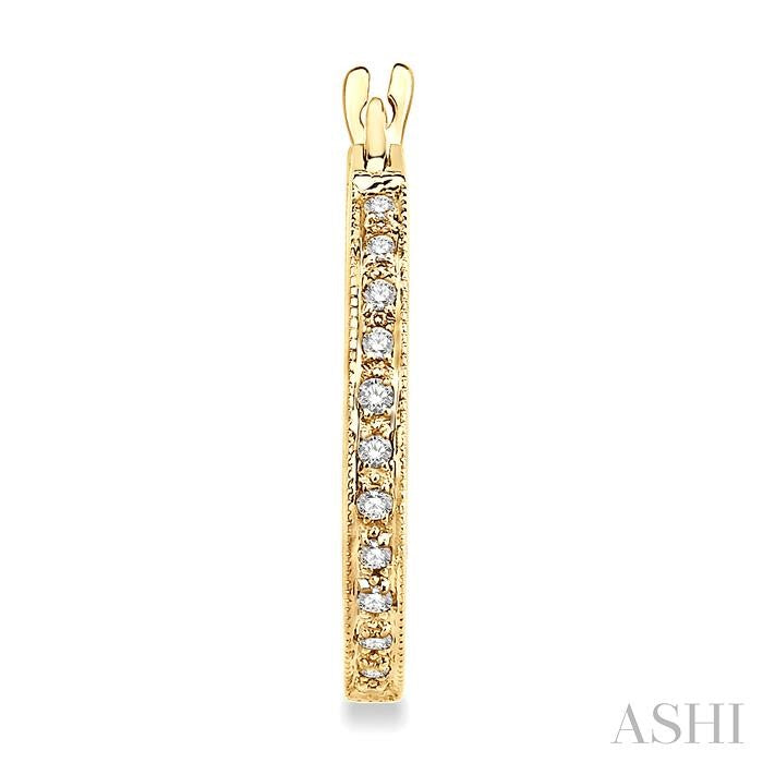1/4 Ctw Round Cut Diamond Hoop Earrings in 14K Yellow Gold