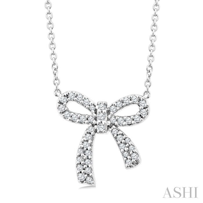 1/5 Ctw Bow Round Cut Diamond Petite Fashion Pendant With Chain in 10K White Gold