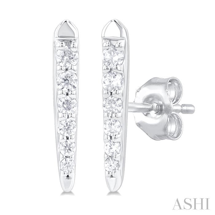 1/10 Ctw Petite Vertical Bar Graduated Round Cut Diamond Fashion Stud Earring in 10K White Gold