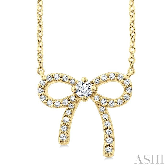 1/5 Ctw Bow Round Cut Diamond Petite Fashion Pendant With Chain in 10K Yellow Gold