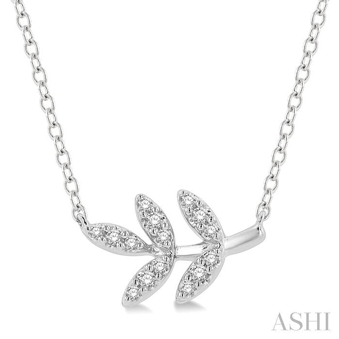 1/10 Ctw Leaf Motif Round Cut Diamond Petite Fashion Pendant With Chain in 10K White Gold