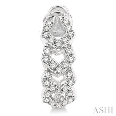 1/4 Ctw Petite Geometric Link Round Cut Diamond Fashion Huggies in 10K White Gold