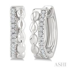 1/10 Ctw Round Cut Diamond Open Link Petite Huggie Earrings in 10K White Gold