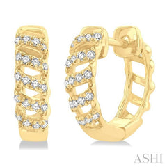 1/4 Ctw Petite Open Swirl Round Cut Diamond Fashion Huggies in 10K Yellow Gold