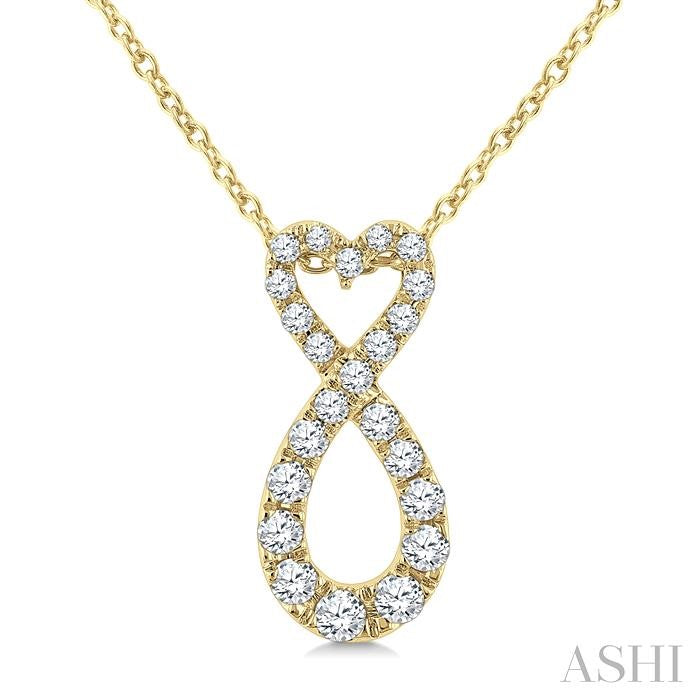 1/4 Ctw Heart Shape Round Cut Diamond Infinity Fashion Pendant With Chain in 10K Yellow Gold