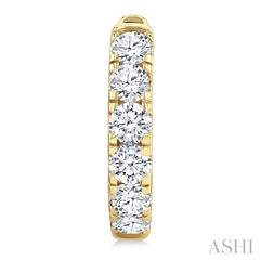 1 Ctw Round Cut Diamond Hoop Earrings in 14K Yellow Gold