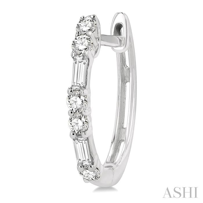 1/3 Ctw Baguette and Round Cut Diamond Petite Huggies in 14K White Gold