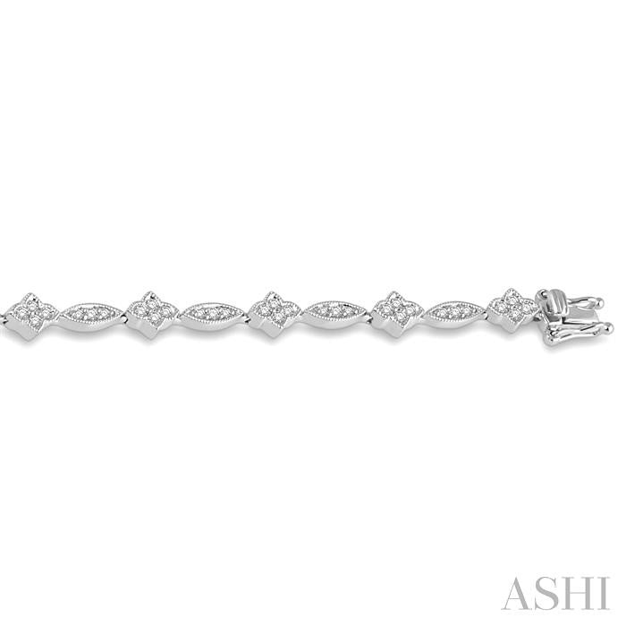 1 1/10 Ctw Marquise and Floral Link Diamond Bracelet in 14K White Gold