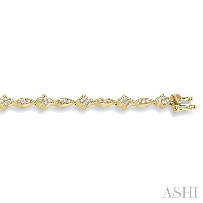 1 1/10 Ctw Marquise and Floral Link Diamond Bracelet in 14K Yellow Gold
