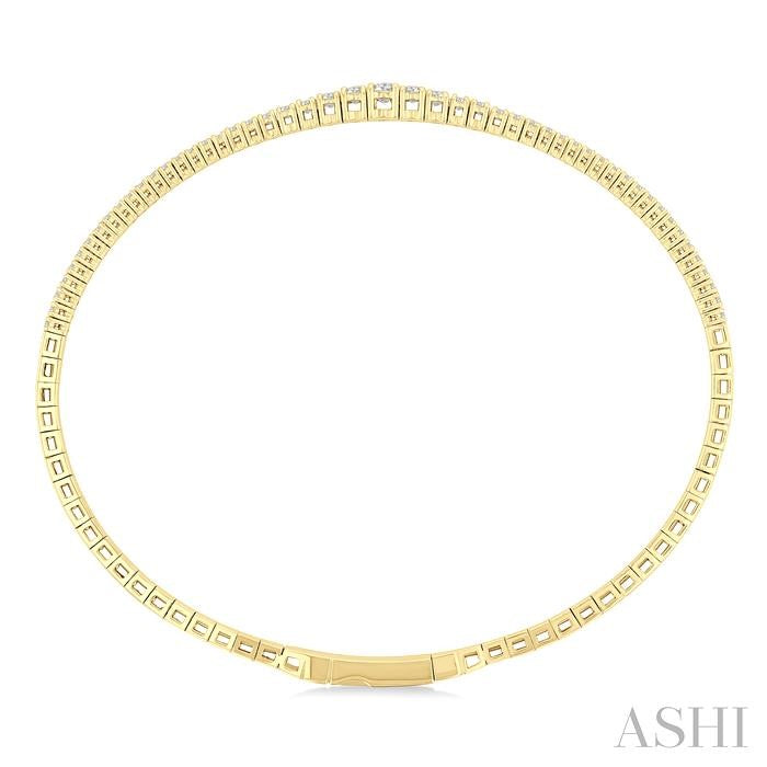 1 Ctw Round Cut Diamond Halfway Graduated Flex Bangle in 14K Yellow Gold