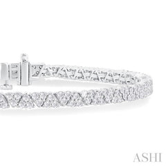 3 Ctw Straight and Inverted Chevron Link Round Cut Diamond Tennis Bracelet in 14K White Gold