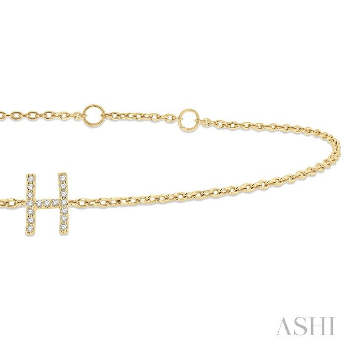 1/20 Ctw Initial 'H' Round Cut Diamond Bracelet in 10K Yellow Gold