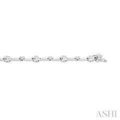 1 1/3 Ctw Bezel Set Oval and Round Cut Diamond Bar Link Bracelet in 14K White Gold