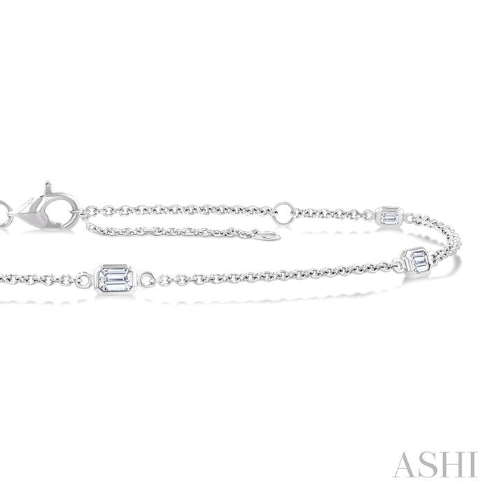 1/2 Ctw Emerald Cut Diamond Station Bracelet in 14K White Gold