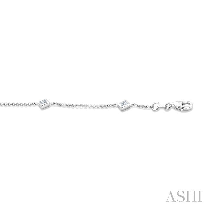 1/2 Ctw Princess Cut Diamond Station Bracelet in 14K White Gold
