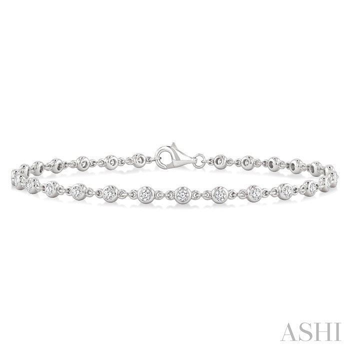 1 Ctw Bezel Set Round Cut Diamond Station Brecelet in 14K White Gold