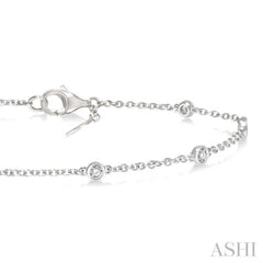 1/4 Ctw Circular Mount Round Cut Diamond Station Bracelet in 14K White Gold