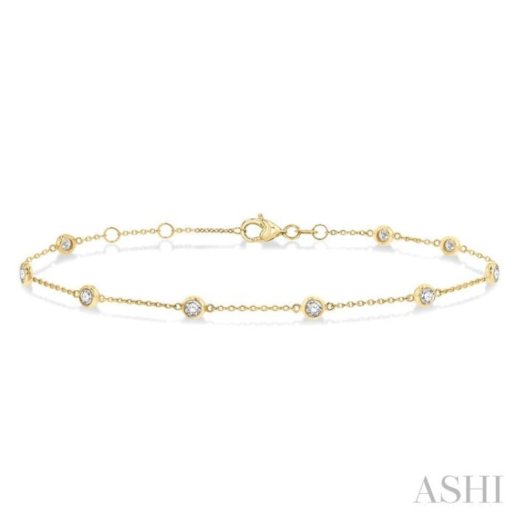 1/2 Ctw Circular Mount Round Cut Diamond Station Bracelet in 14K Yellow Gold