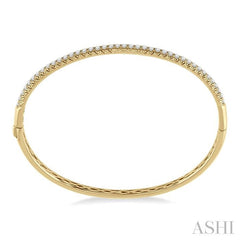 1 Ctw Round Cut Diamond Bangle in 14K Yellow Gold