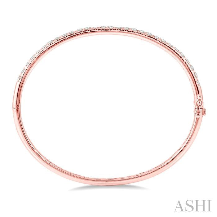 2 Ctw Round Cut Diamond Bangle in 14K Rose Gold